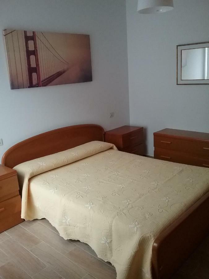 Appartamento Ático vacacional Muros Esterno foto